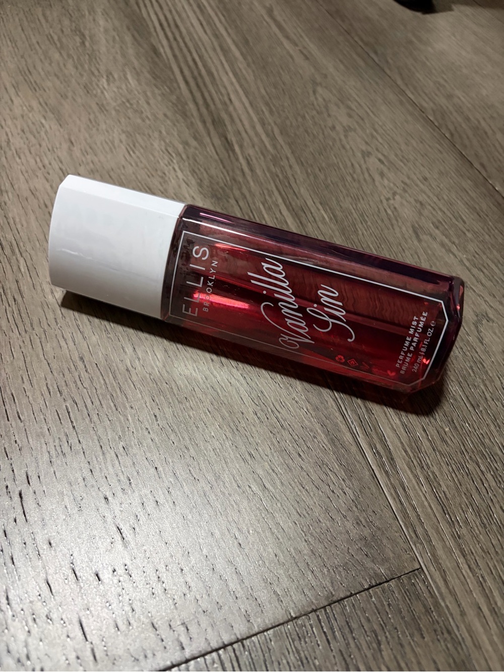 Ellis Brooklyn vanilla lin body mist
